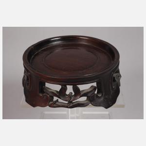 Konvolut geschnitzte Sockel