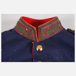 Galauniform eines hochrangigen Beamten