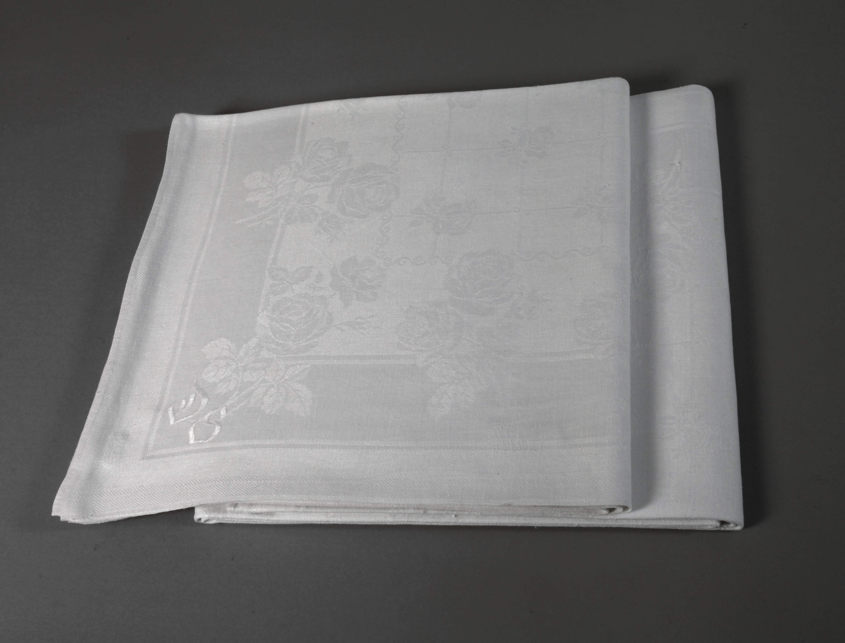 Paar Tafeltücher Rosendekor