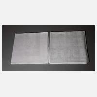 Zwei Tischtücher Floraldekor111