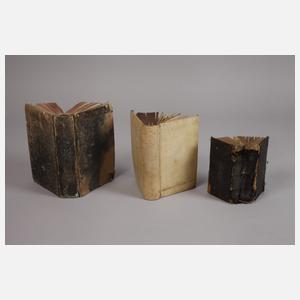 Drei Bücher mit Kupferstichen