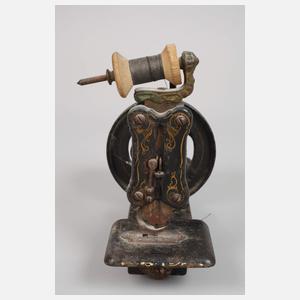 Kleine Nähmaschine "Eiserne Mamsell"