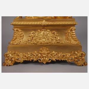 Feine Figurenpendule Bronze