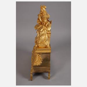 Feine Figurenpendule Bronze