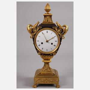 Pendule in Vasenform Empire