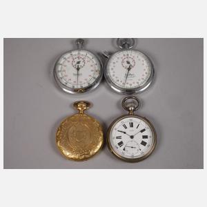 Uhrenkonvolut in Kiste