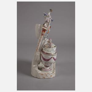 Klassizistischer Uhrenständer