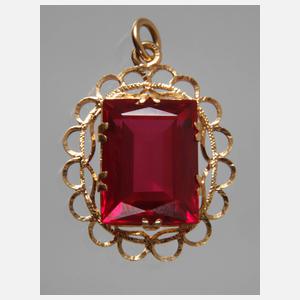 Anhänger mit Steinbesatz