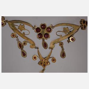 Prächtiges Granatcollier