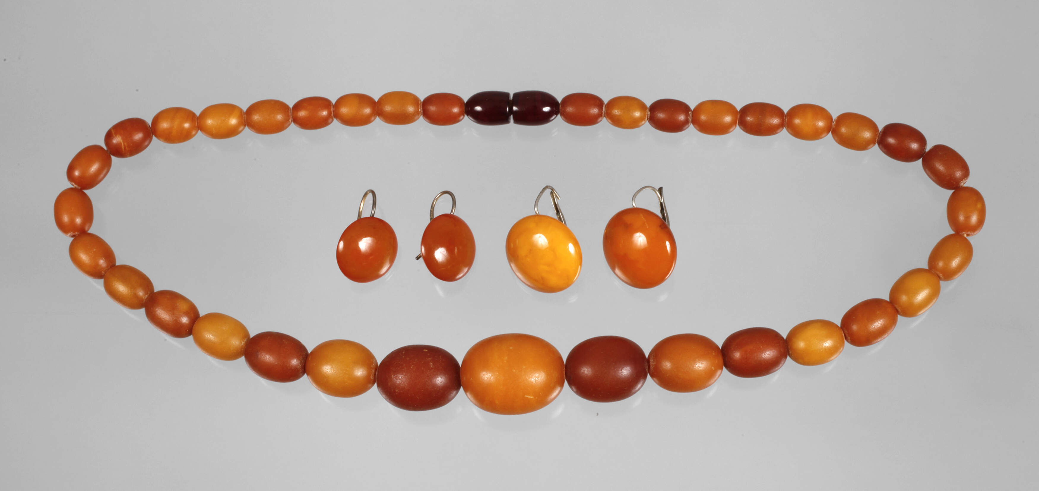 Konvolut Bernsteinschmuck