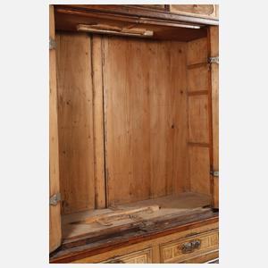 Dielenschrank Renaissance datiert 1672