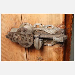 Dielenschrank Renaissance datiert 1672
