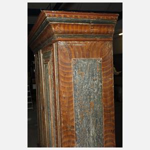 Bemalter barocker Hallenschrank