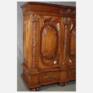 Kleiner barocker Dielenschrank