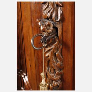 Kleiner barocker Dielenschrank