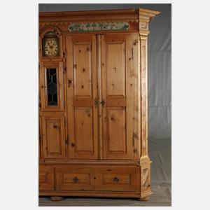 Außergewöhnlicher Bauernschrank Zirbenholz