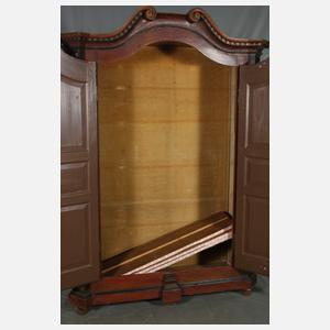 Prächtiger Bauernschrank