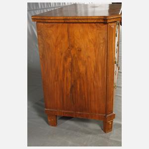 Klassizistische Kommode