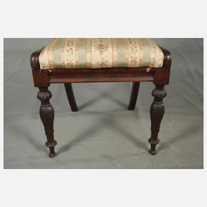 Zwei klassizistische Stühle