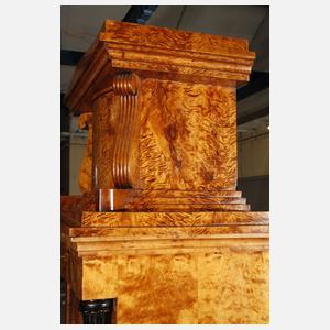 Prächtiger Biedermeiersekretär