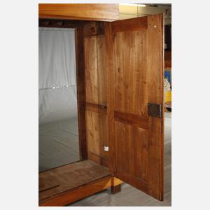 Kleiderschrank Biedermeier