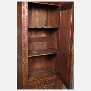 Säulenschrank Historismus