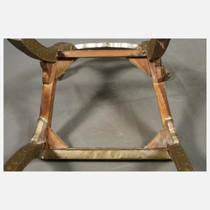 Neoklassizistischer Stuhl