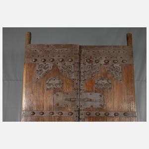 Paar große Türblätter