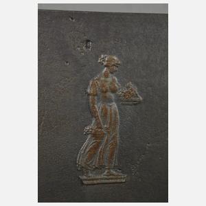 Klassizistische Kaminplatte Eisenguss
