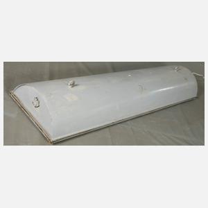 Vier Industrie-Deckenlampen