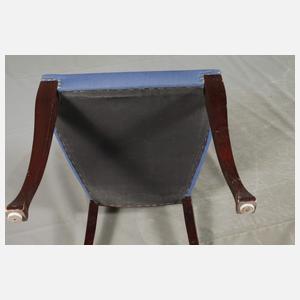 Zwei Stühle nach Henry van de Velde