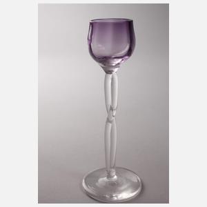 Karaffe mit vier Likörgläsern