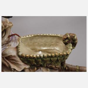 Amphora übergroße Figur kamelreitender Araber