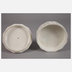 Wiener Keramik "Dose mit Madonna"