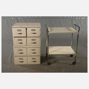 Arztschrank mit Aufsatz