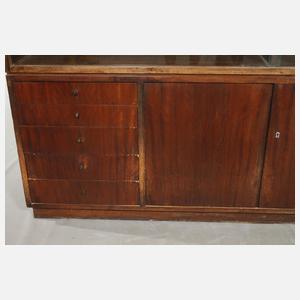 Erich Dieckmann attr., Schrank und Aufsatzvitrine