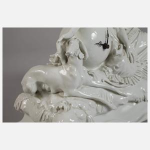 Meissen "Uhrgehäuse mit Jägerin und Hund"