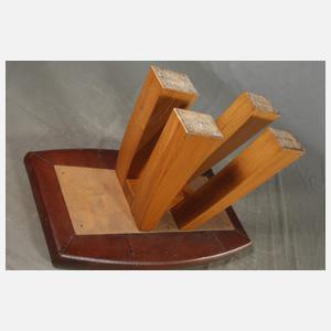 Tisch mit lederbezogener Platte