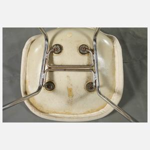 Herman Miller zwei Stühle