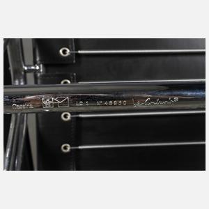 Zwei Sessel Le Corbusier