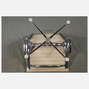 Sessel Charles & Ray Eames EA 119