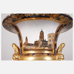 Paar große Prunkvasen mit Ansichten Berlins