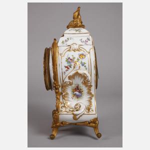 Frankreich Tischuhr im Rokokostil