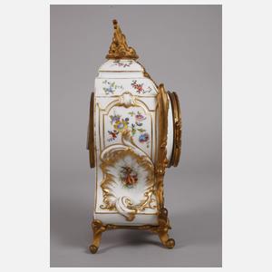 Frankreich Tischuhr im Rokokostil