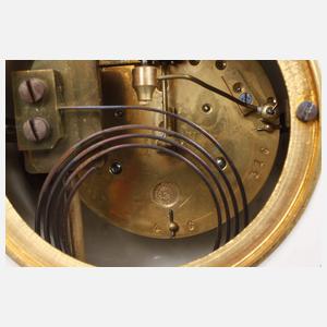 Frankreich Tischuhr im Rokokostil