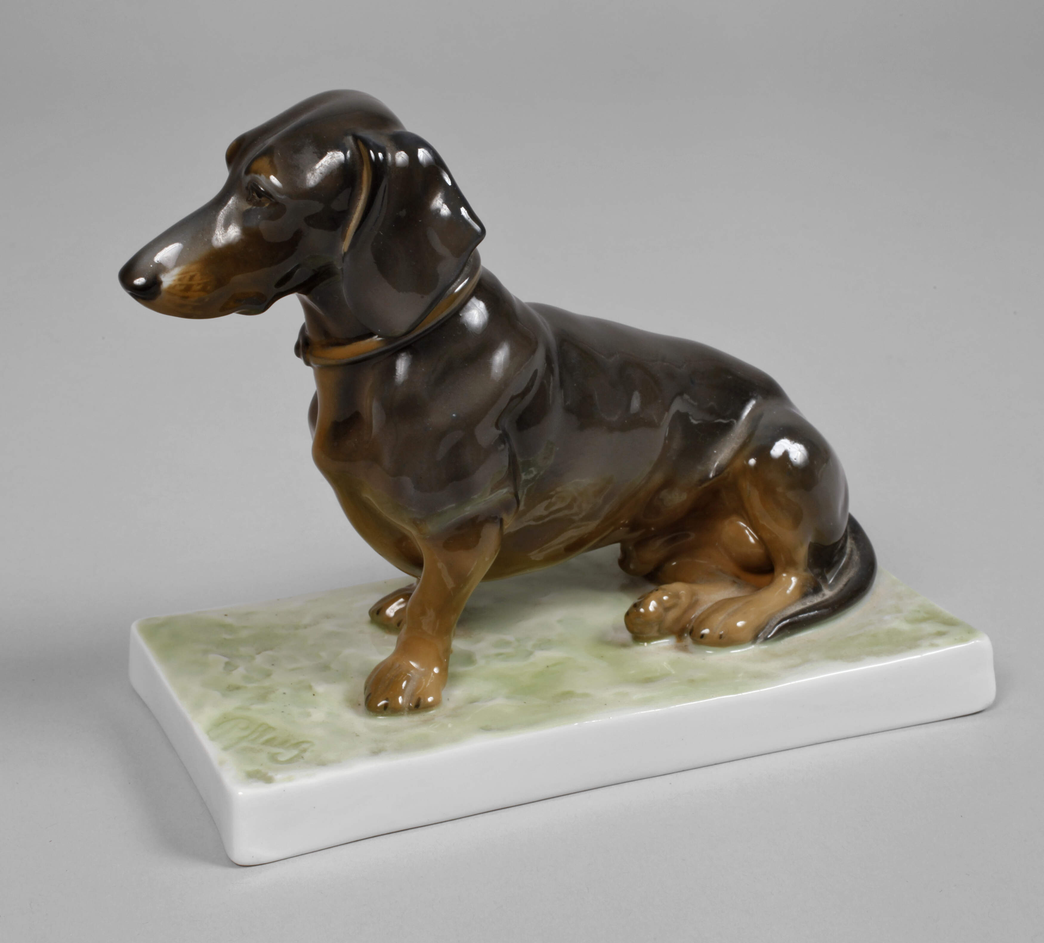 Fraureuth "Dackel auf Sockel“