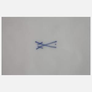 Meissen Prunkschale Reliefdekor und Kobalt