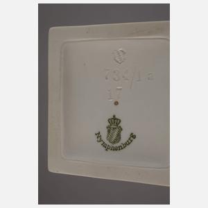 Nymphenburg vier Urnenvasen