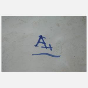 Paar übergroße Deckelvasen