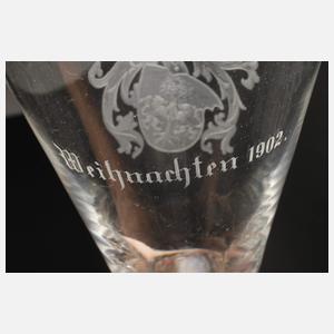 Zwei Kelchgläser mit Adelswappen